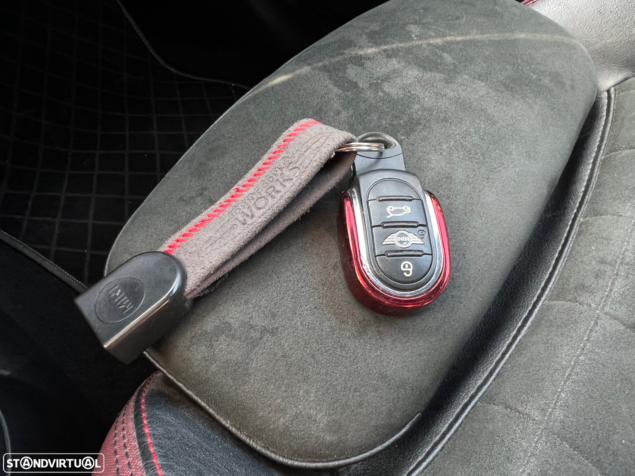 MINI 3 Portas John Cooper Works Auto Desportiva - 13