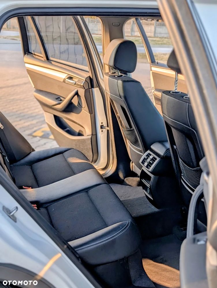 BMW X3 xDrive20d - 16