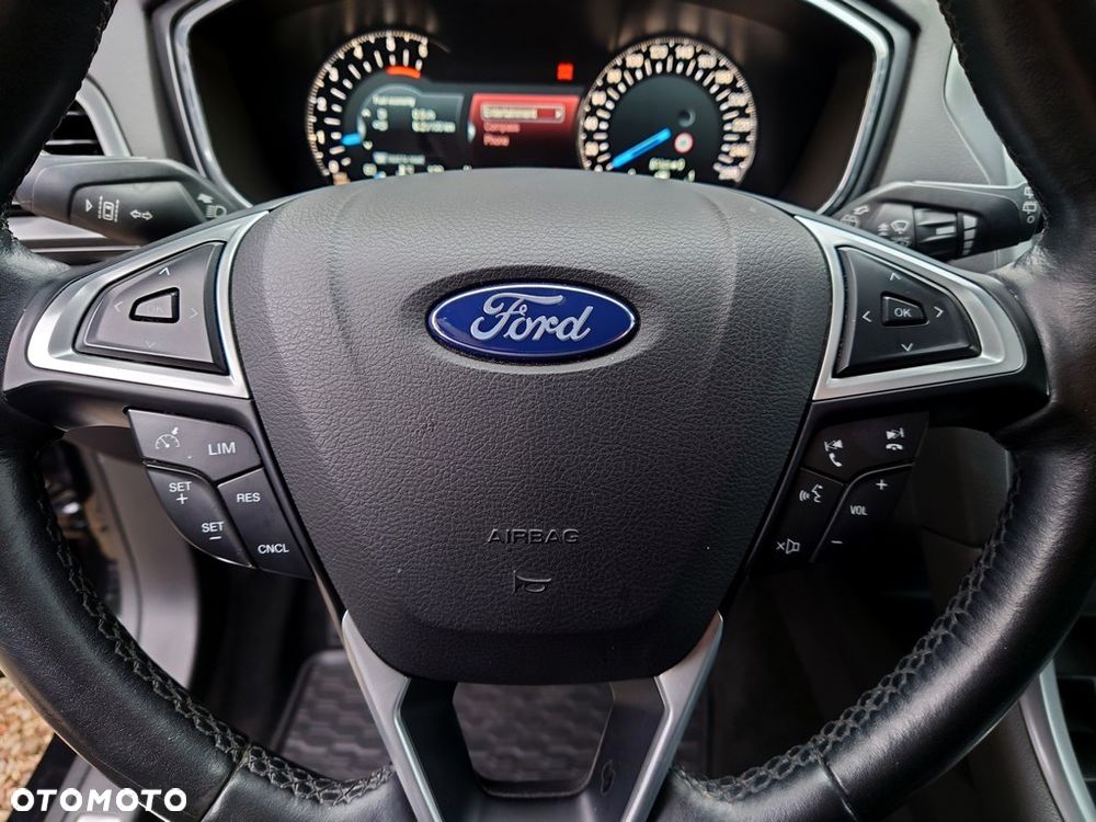 Ford Mondeo 2.0 TDCi Titanium - 22