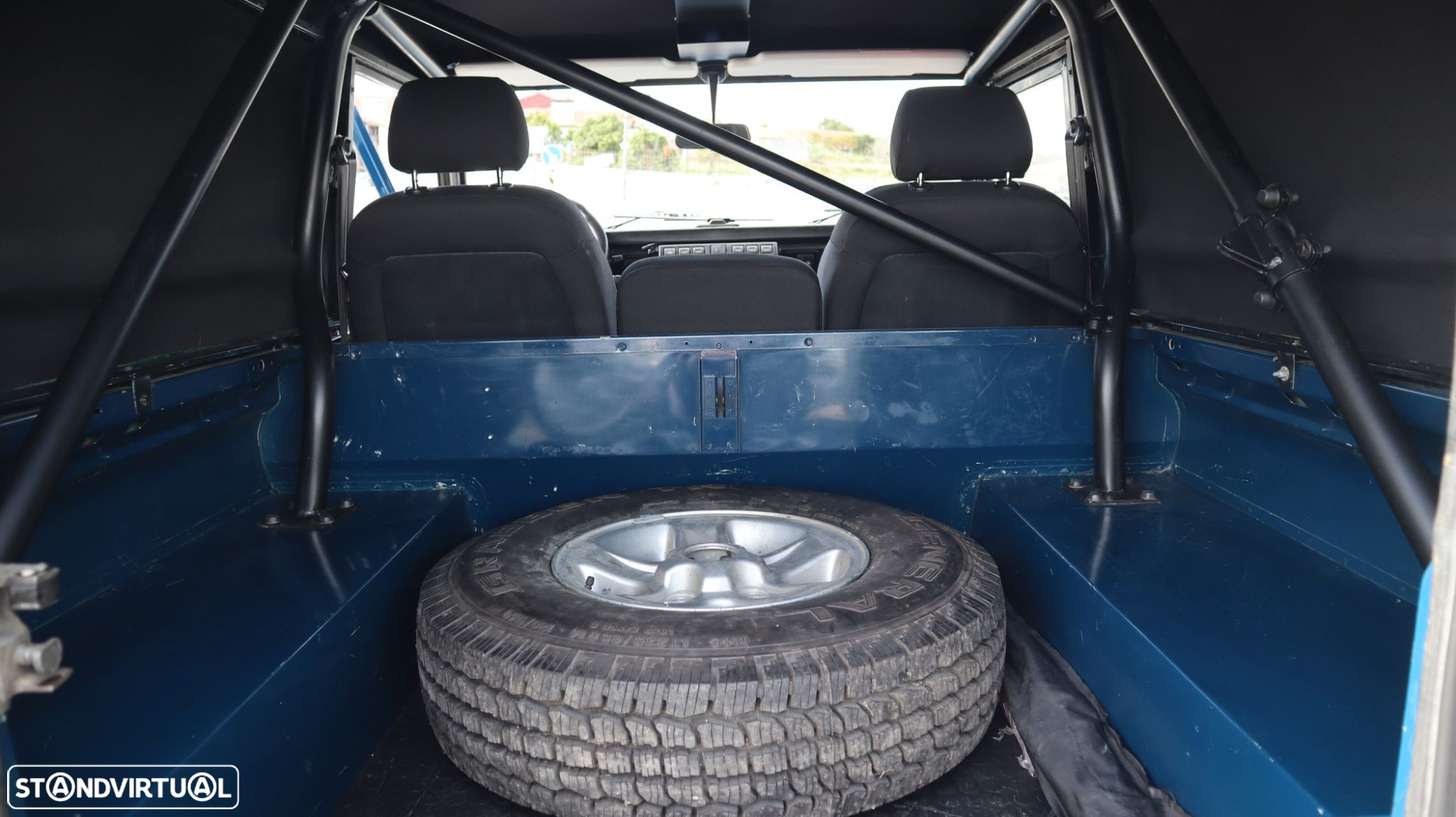 Land Rover Defender 90 SW 2.5 Td5 E - 14