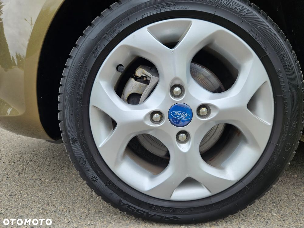 Ford Fiesta 1.4 Champions Edition - 16