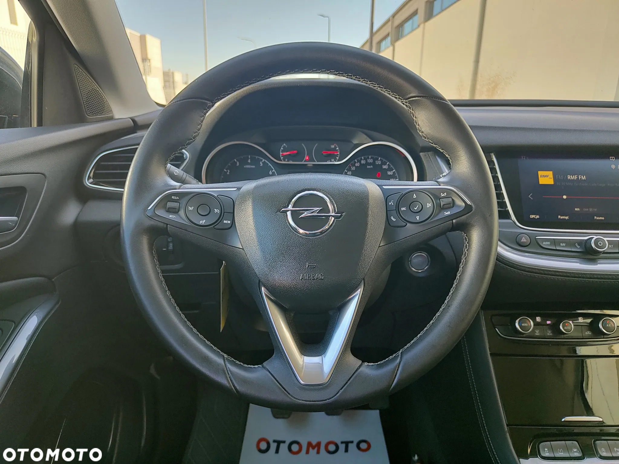 Opel Grandland X 1.2 T GPF Innovation S&S - 17