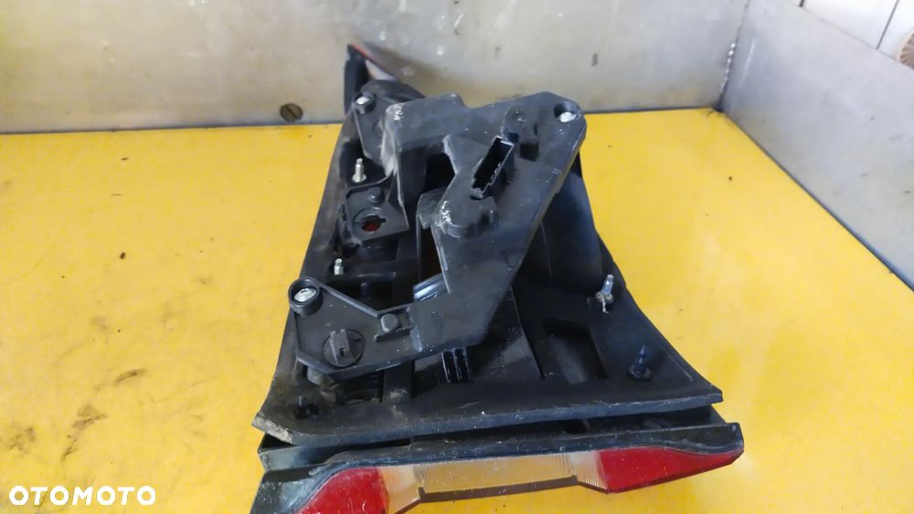 FORD GALAXY LAMPY TYLNEJ KLAPY BAGAŻNIKA 2TZ00923402 - 7