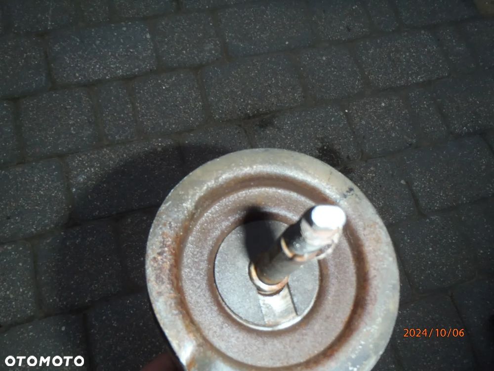 błotnik nadkole amortyzator sprężyna ligier pulse 4 Melex Ligier Pulse 4 elektryk - 9