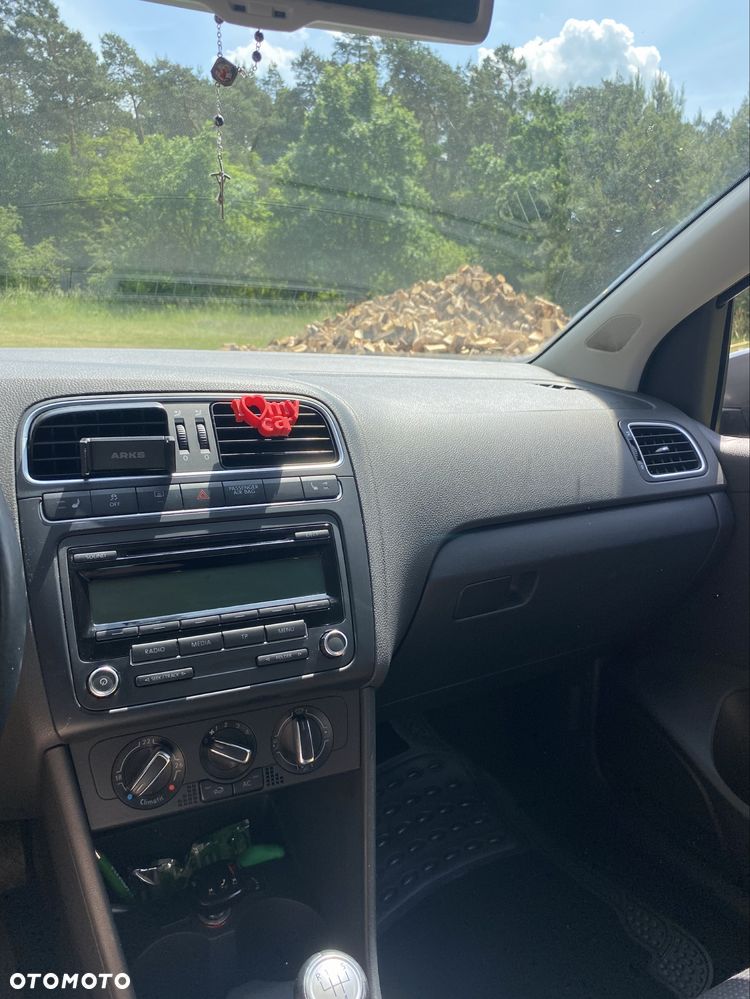 Volkswagen Polo - 4