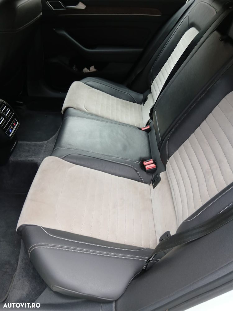Volkswagen Passat 2.0 TDI Highline - 15