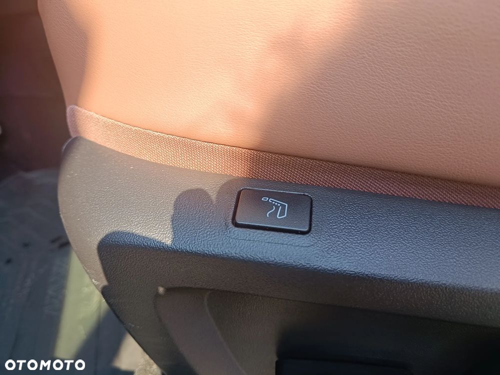Mitsubishi Outlander Instyle Plus - 17