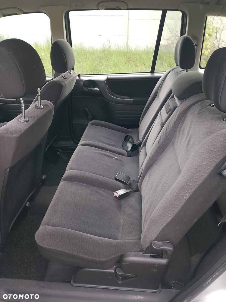Opel Zafira 1.6 16V Comfort - 13