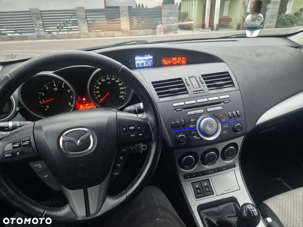 Mazda 3 - 17