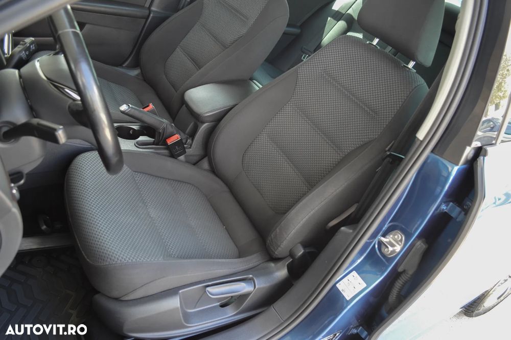 Volkswagen Jetta 2.0 TDI Comfortline - 15