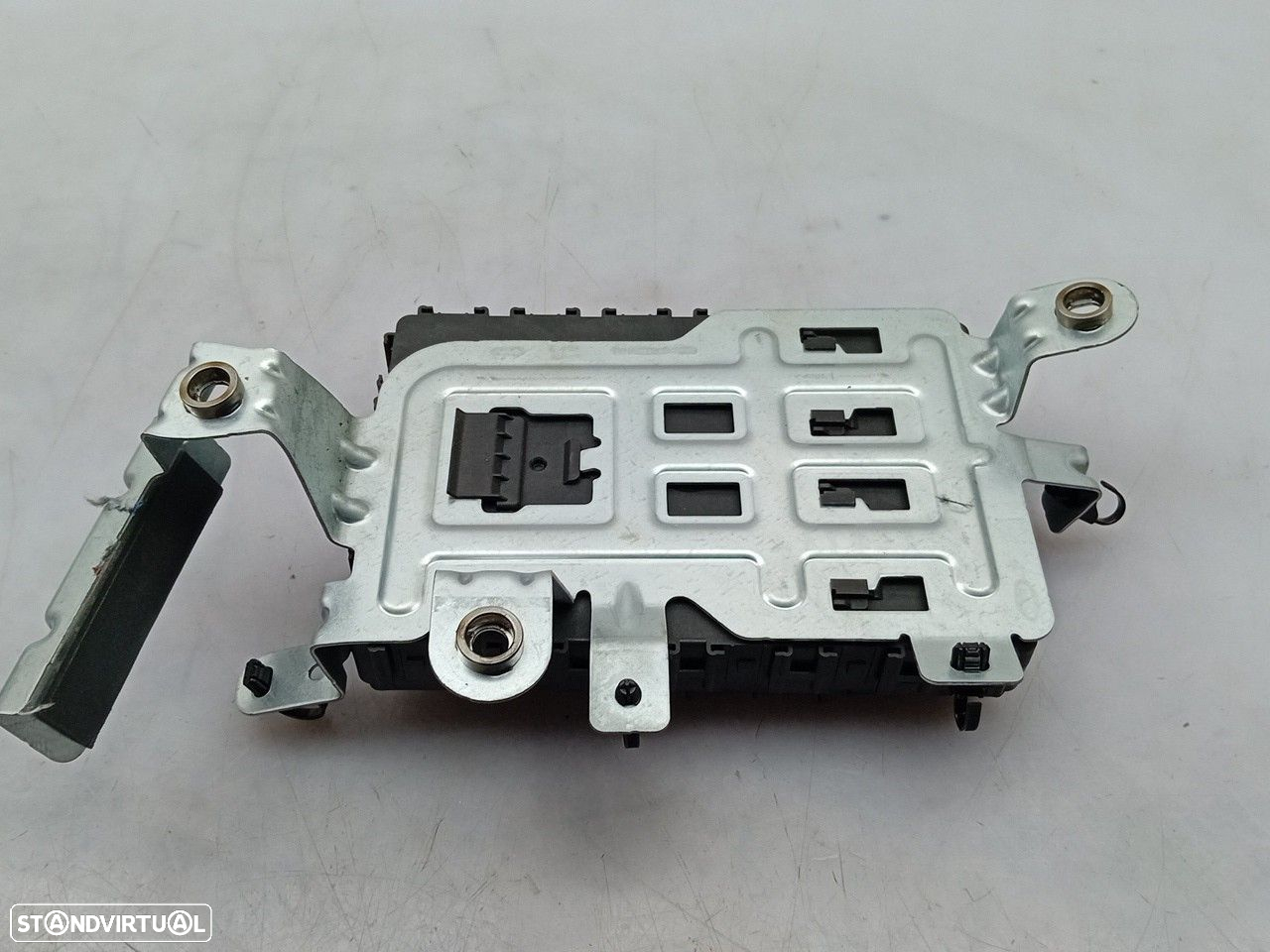Caixa Fusíveis  Sam Ford Fiesta Vii - 2