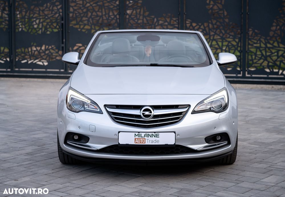 Opel Cascada 2.0 CDTI ECOTEC Start/Stop Cabriolet - 12
