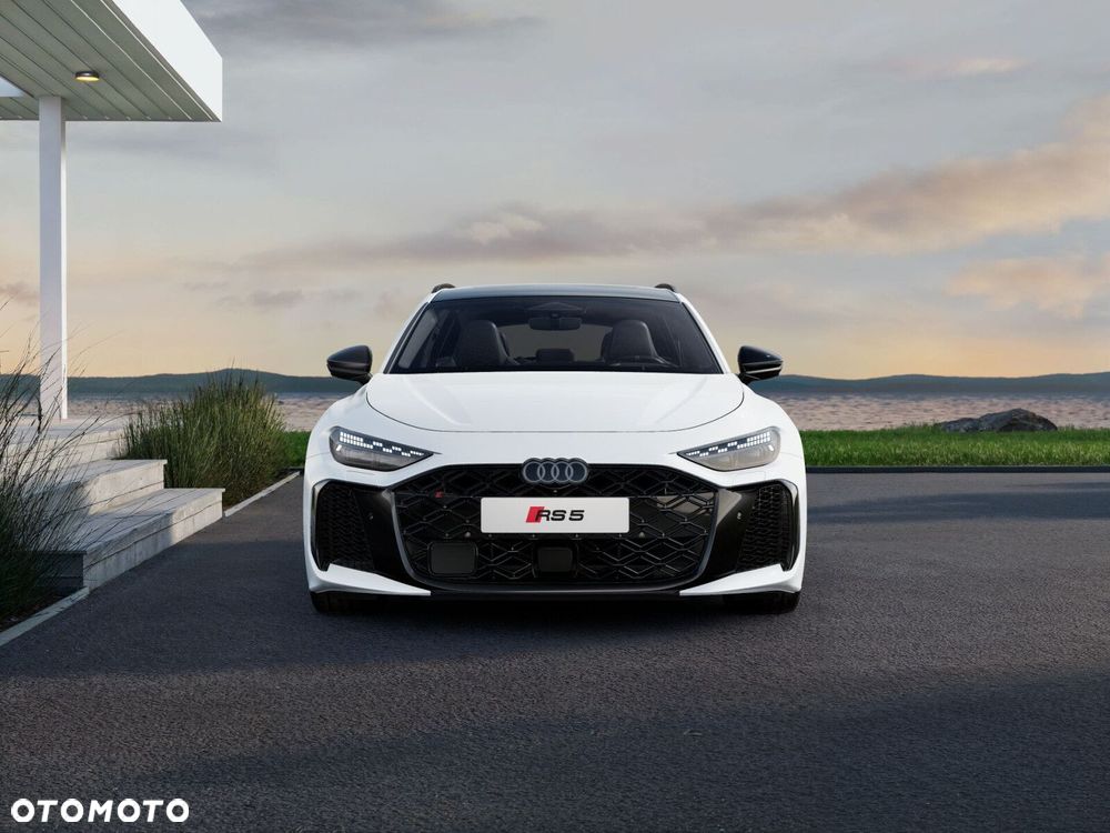 Audi RS5 Avant - 3