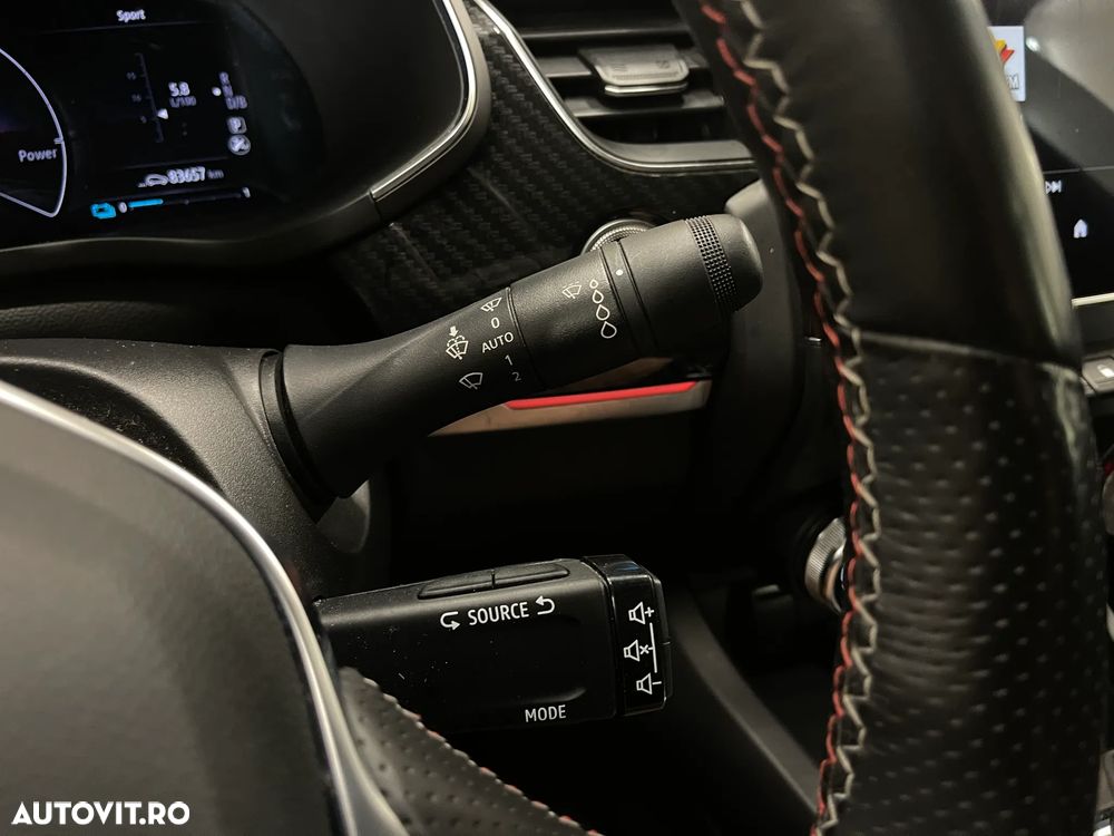Renault Arkana E-TECH RS Line - 28