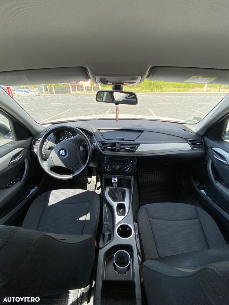 BMW X1 sDrive16d Sport Line - 6
