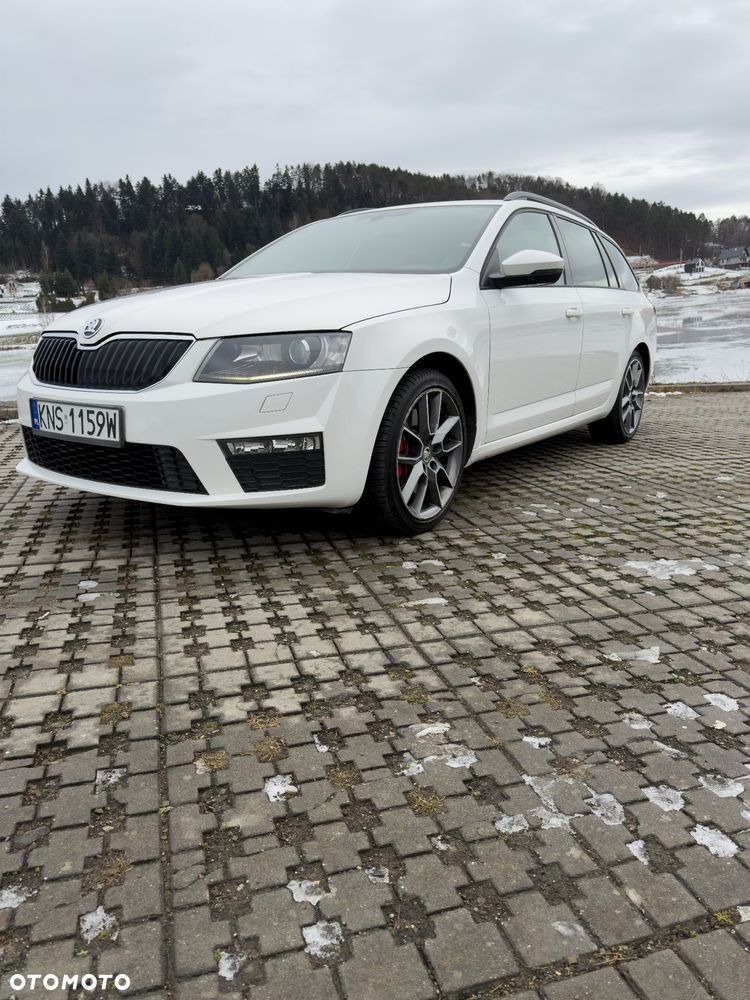 Skoda Octavia 2.0 TDI DSG RS - 4