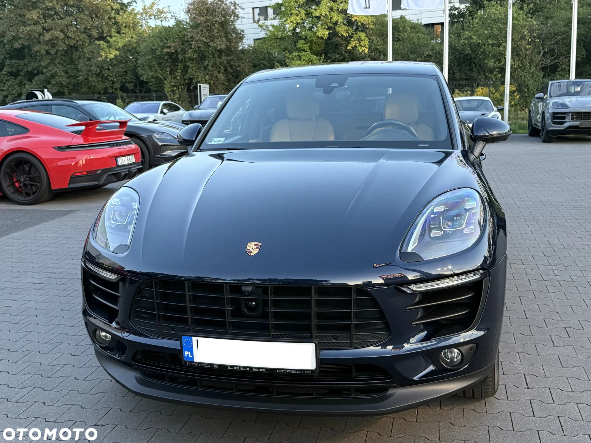 Porsche Macan Standard - 3
