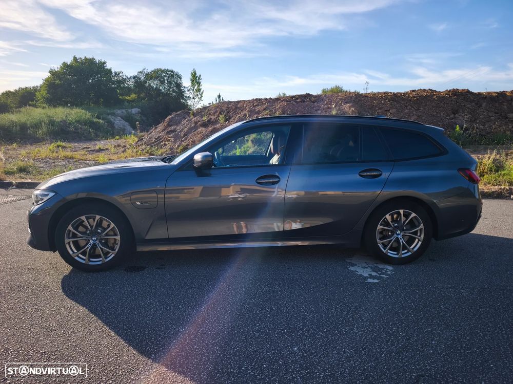 BMW 330 e Aut. Sport Line - 8
