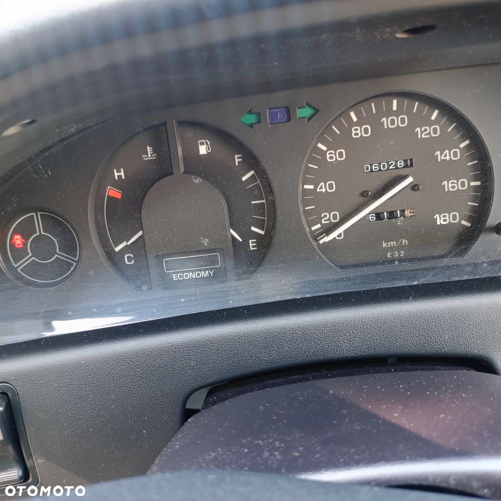 Toyota Corolla 1.3 DX - 8