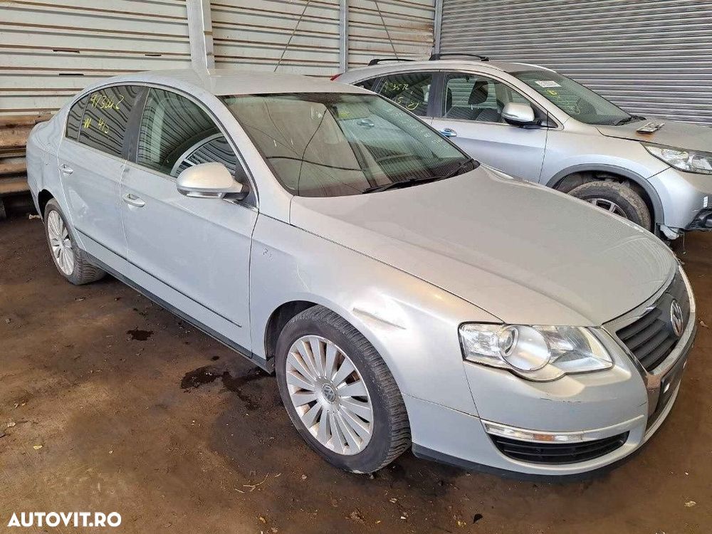 Aripa stanga spate Volkswagen Passat B6 2010 SEDAN 2.0 TDI CBDC - 4