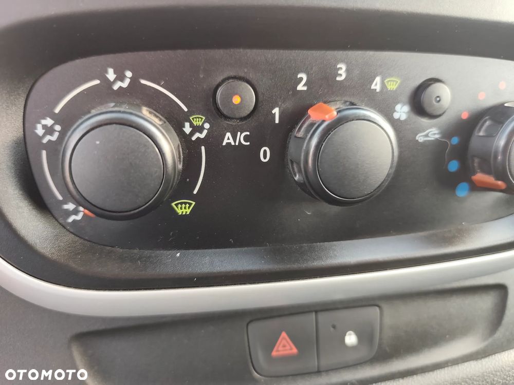 Renault Trafic ENERGY Grand Combi Expression - 6