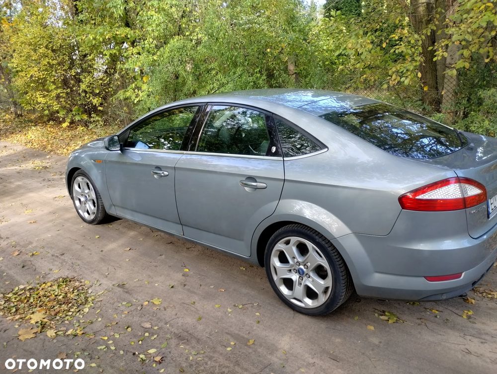 Ford Mondeo 2.5 Ghia X - 2