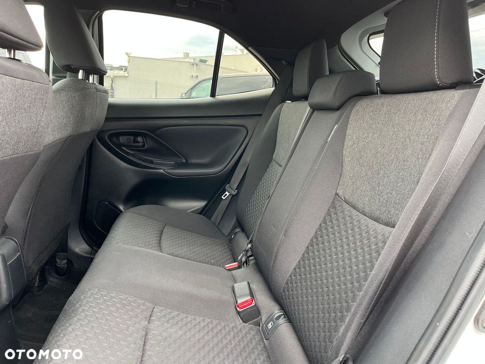 Toyota Yaris Cross Hybrid 1.5 Style - 23
