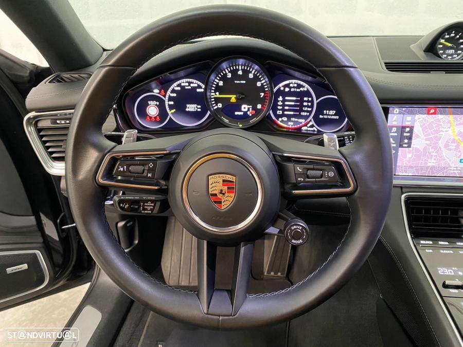 Porsche Panamera 4 E-Hybrid Platinum Edition - 23