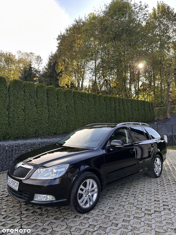 Skoda Octavia 2010 photo 5