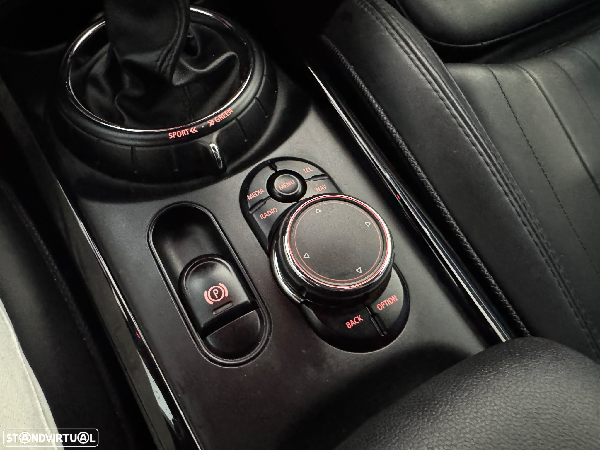MINI Clubman Cooper SD - 36