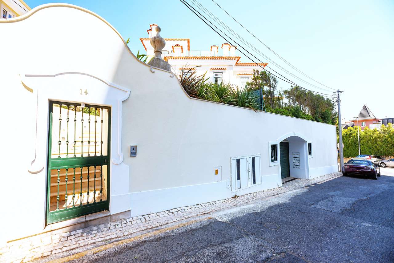 T3 duplex Monte Estoril com vista mar e terraço - Grande imagem: 3/53