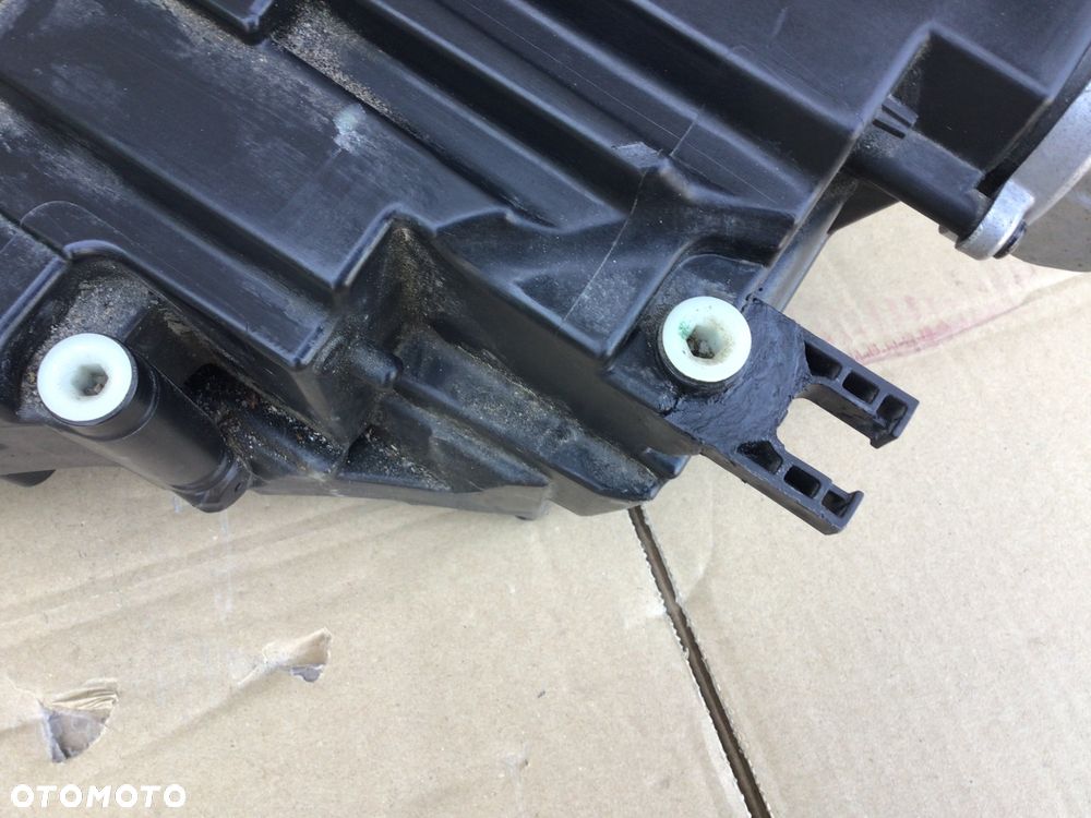 Lampa przednia prawa Audi A4 B9 Full Led Matrix - 4