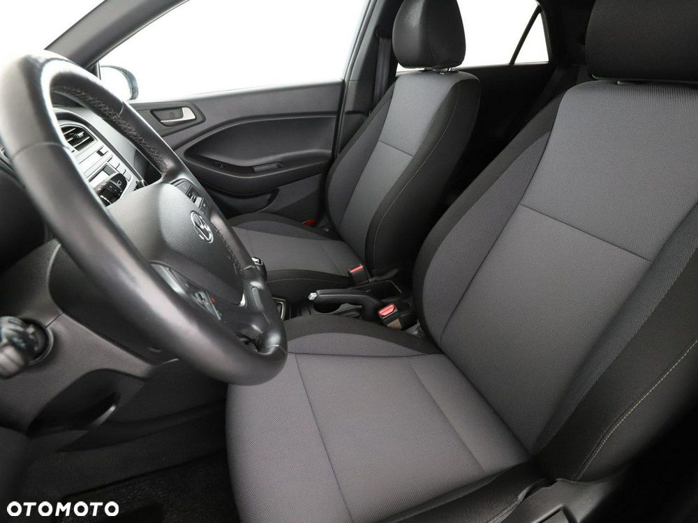 Hyundai i20 1.2 Passion - 13