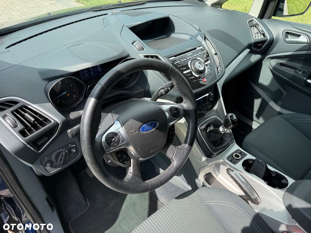 Ford Grand C-MAX - 13