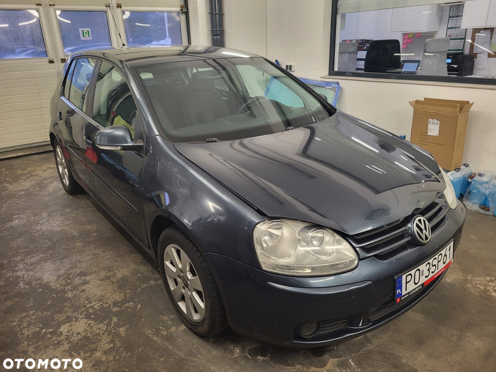 Volkswagen Golf V 1.9 TDI Comfortline - 2