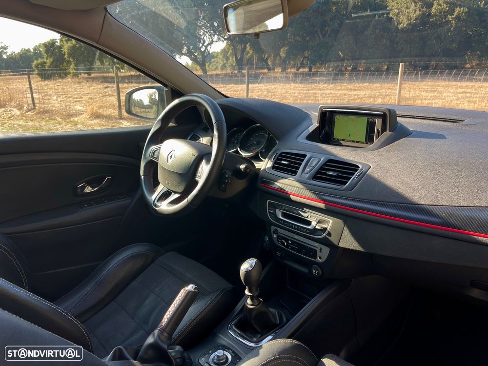 Renault Mégane Sport Tourer 1.5 dCi GT Line SS - 22