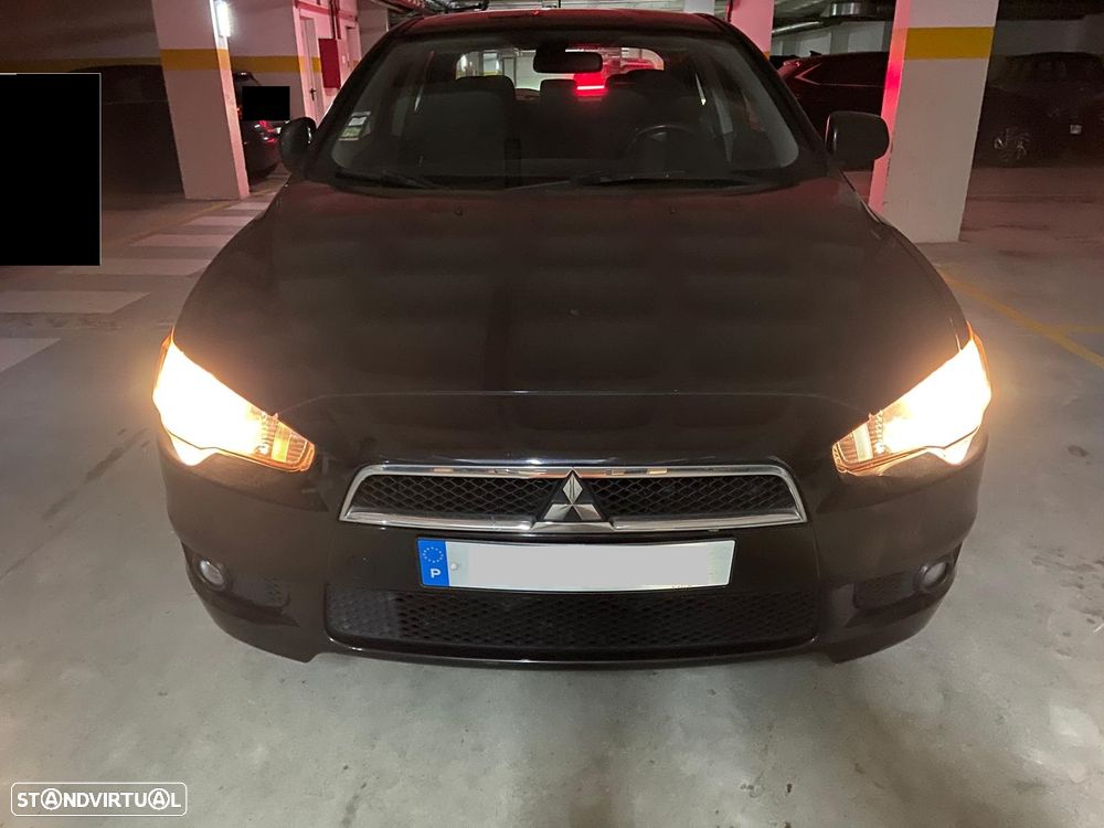 Mitsubishi Lancer 1.5 Invite - 2
