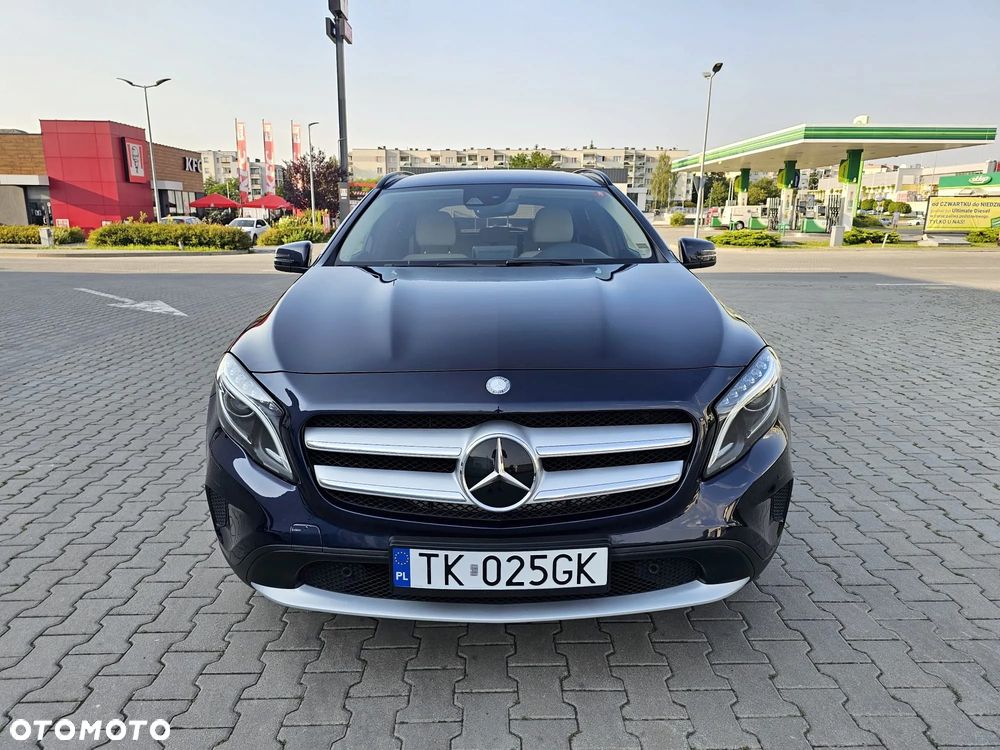 Mercedes-Benz GLA 250 4-Matic - 9