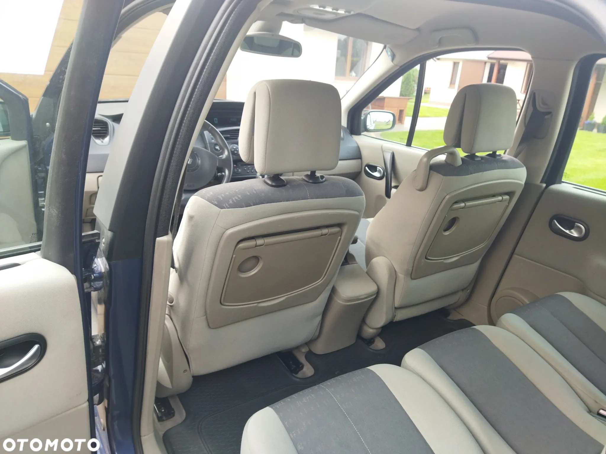 Renault Scenic 1.6 Exception - 11
