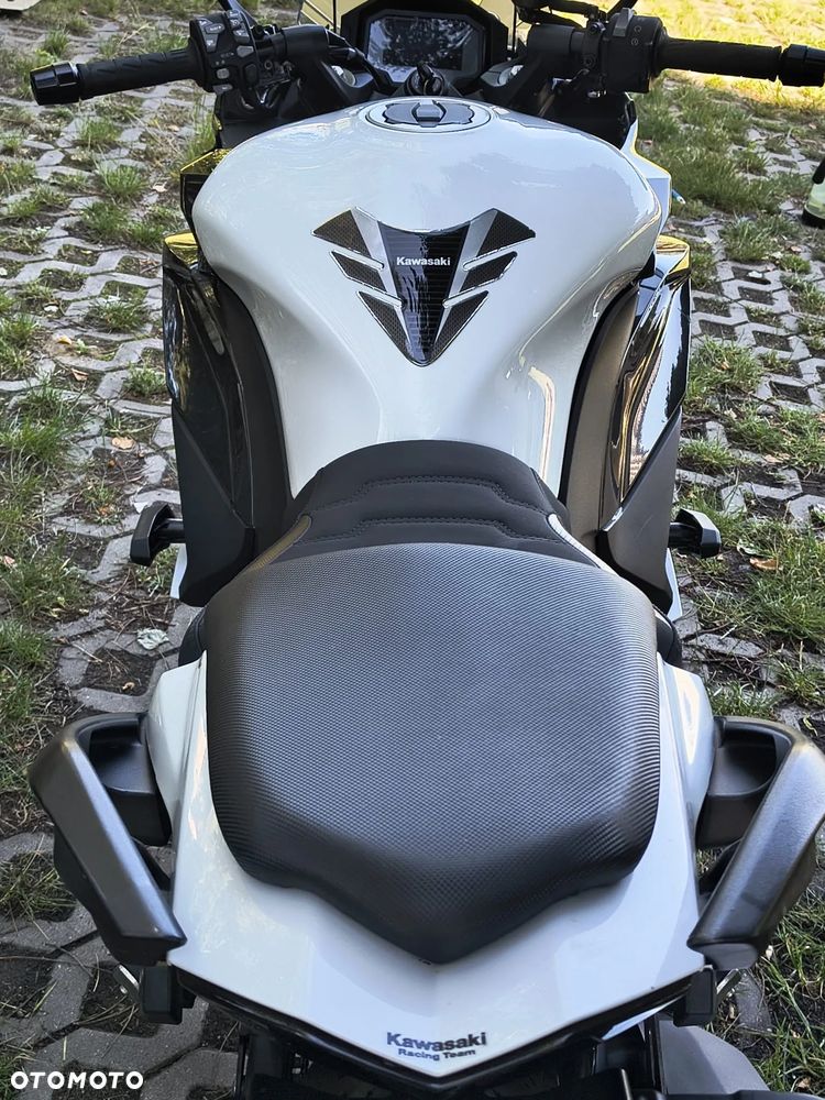 Kawasaki Ninja 1000 SX - 25