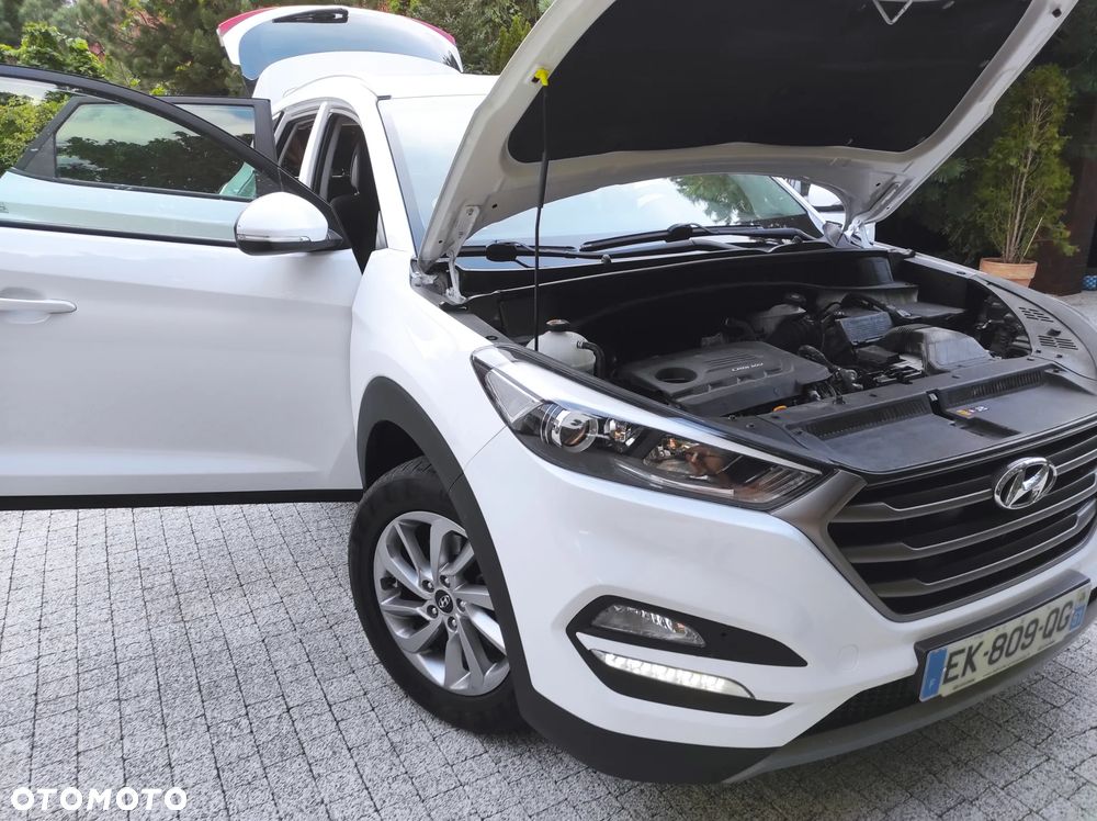 Hyundai Tucson 1.7 CRDI BlueDrive Style 2WD - 8