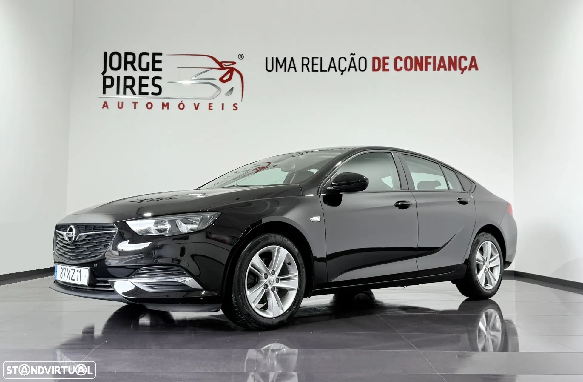 Opel Insignia Grand Sport 1.6 CDTi Business Edition - 1