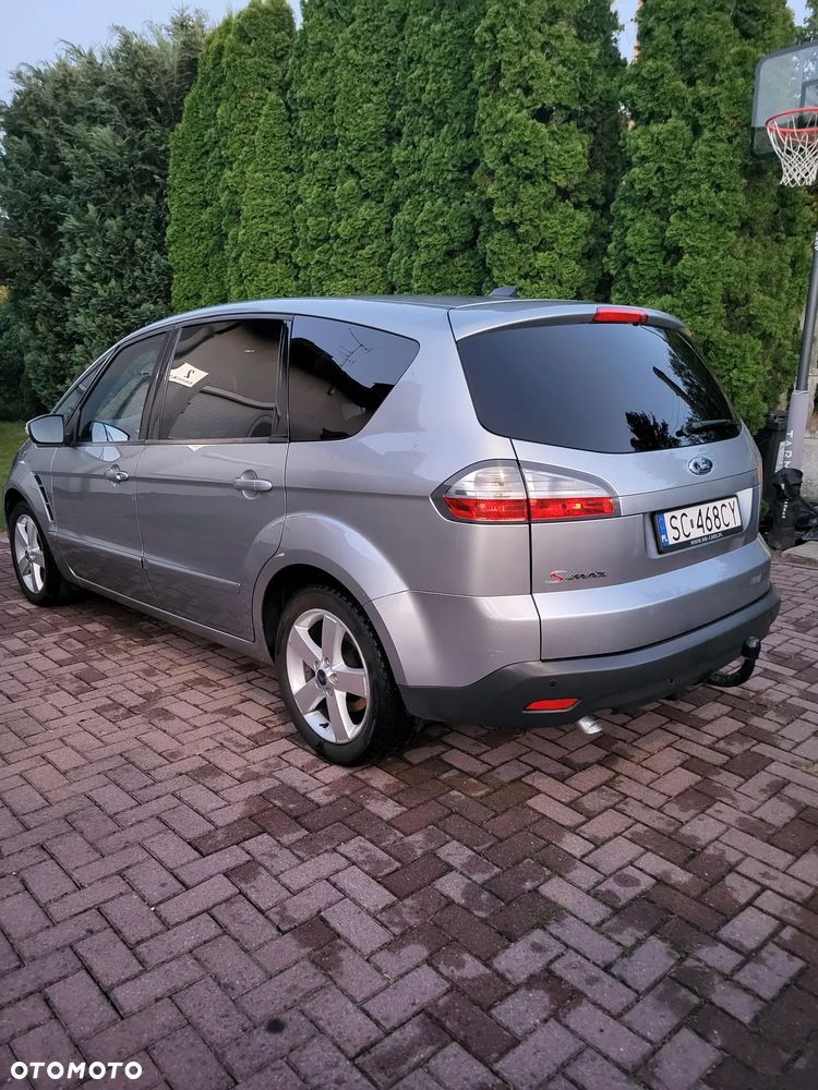Ford S-Max - 10