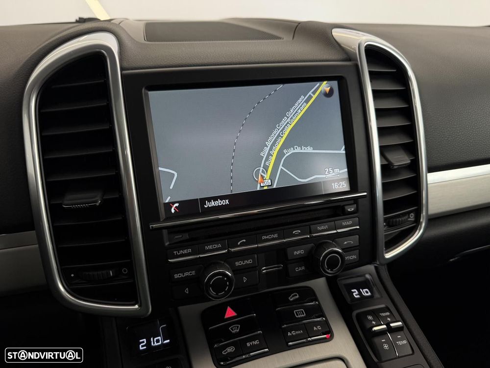 Porsche Cayenne 3.0 V6 - 19