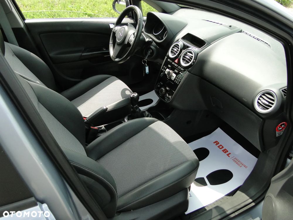 Opel Corsa 1.4 16V Edition 111 Jahre - 14