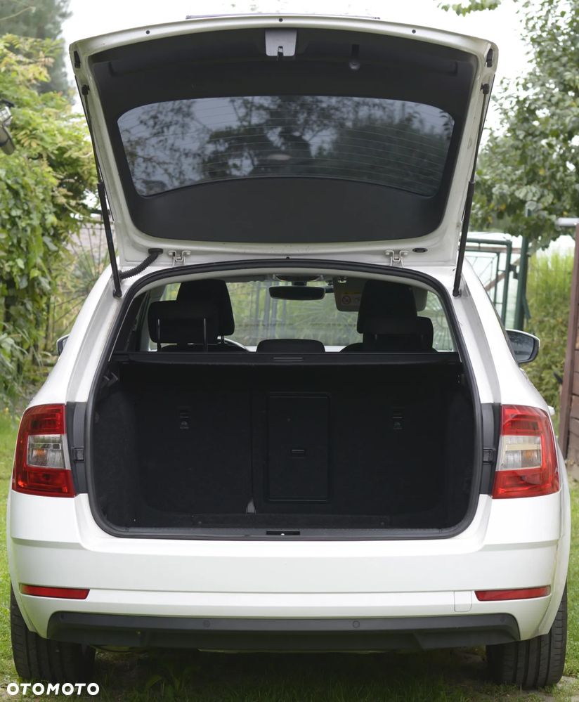 Skoda Octavia 2.0 TDI Style - 14