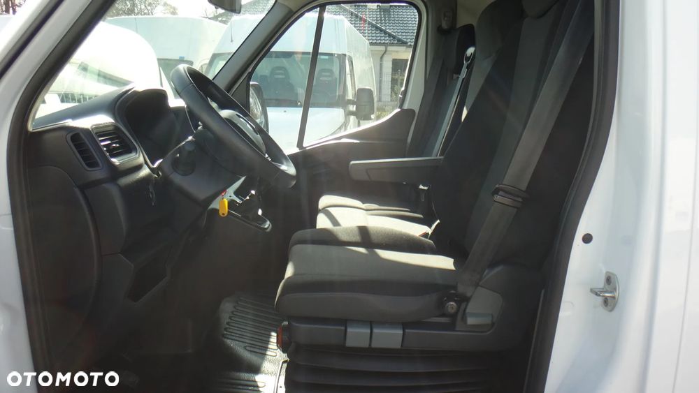 Renault Master - 15