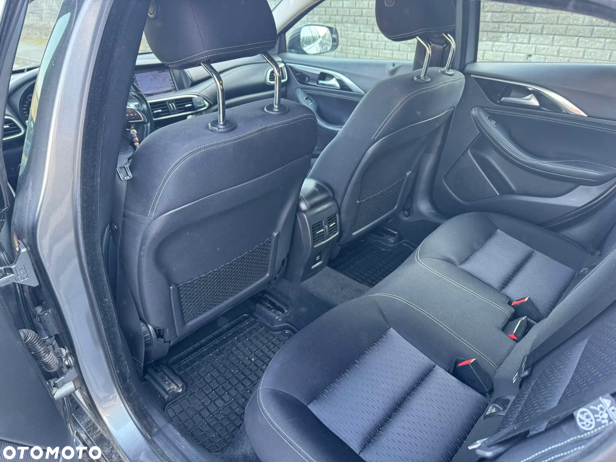 Infiniti Q30 1.6t Business Executive - 13