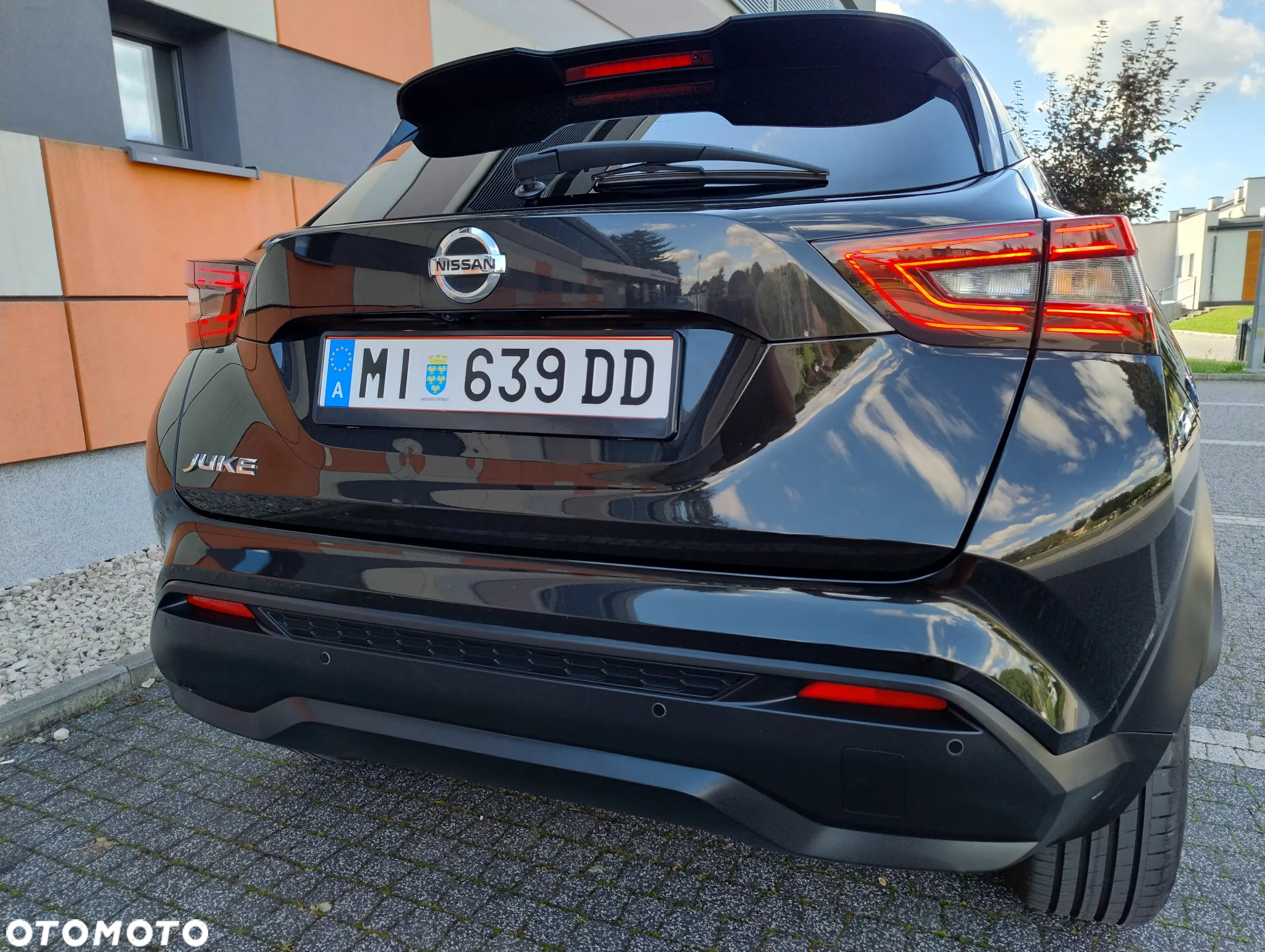 Nissan Juke 1.0 DIG-T Tekna - 33