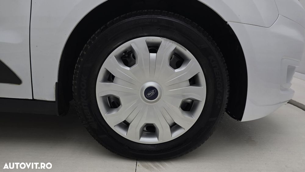 Ford Transit Connect - 23